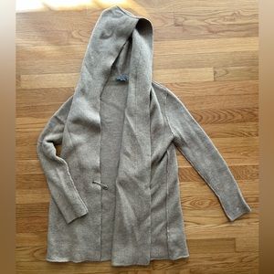 (SOLD) VINCE sweater, size medium, beige, bought new for $350.